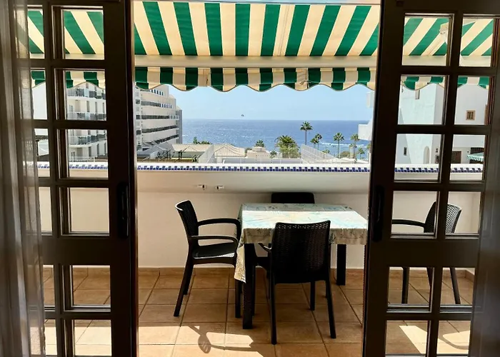 Fanabe Stunning Beachfront Penthouse Parque Royal Adeje Tenerife