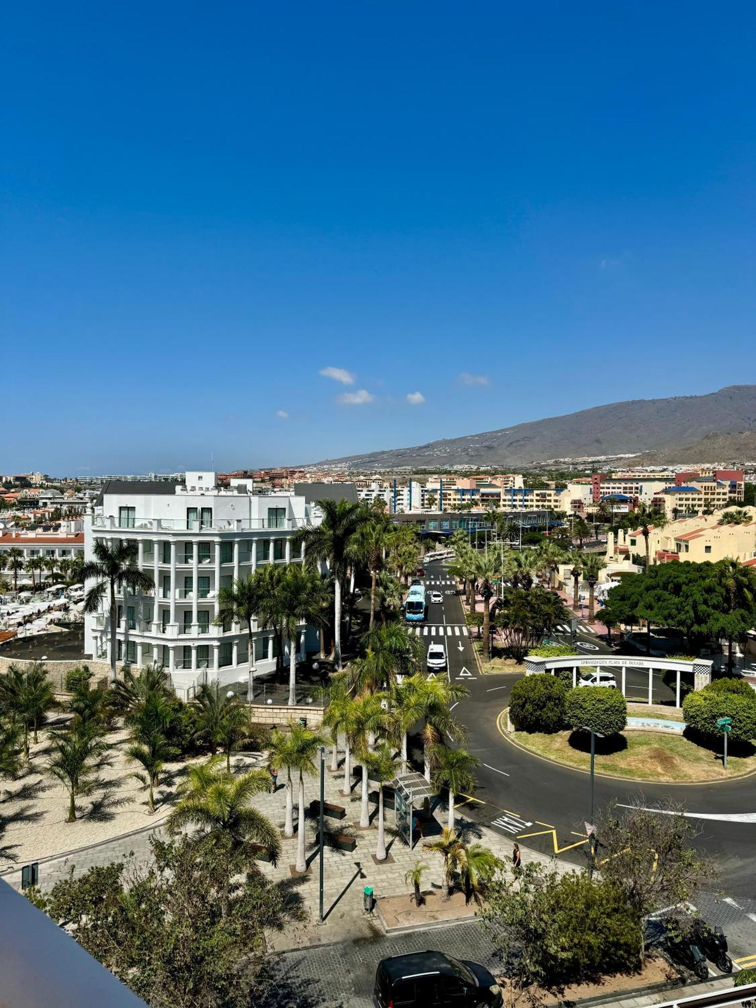Fanabe Stunning Beachfront Penthouse Parque Royal Adeje Tenerife